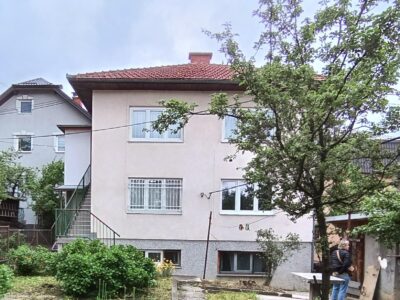 Trosoban stan i garsonjera / Hrasno, Novo Sarajevo