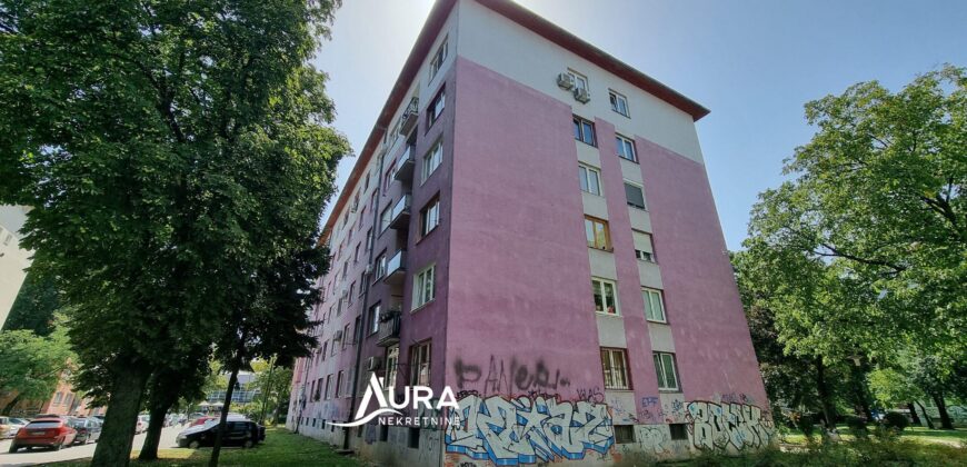 Dvoetažni stan / 1+4 / Grbavica, Novo Sarajevo