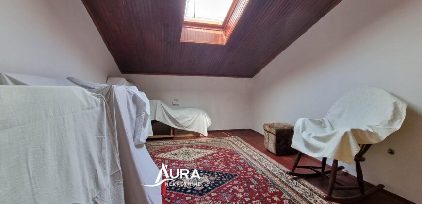 Dvoetažni stan / 1+4 / Grbavica, Novo Sarajevo