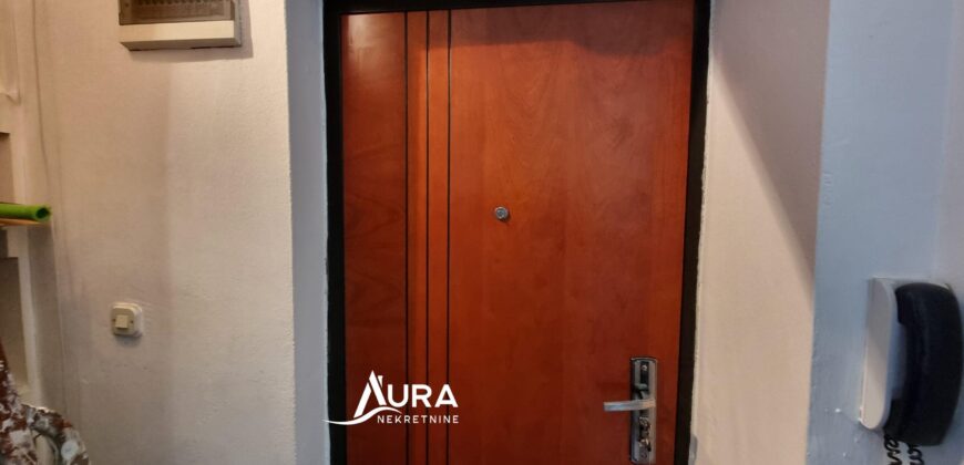 Dvoetažni stan / 1+4 / Grbavica, Novo Sarajevo