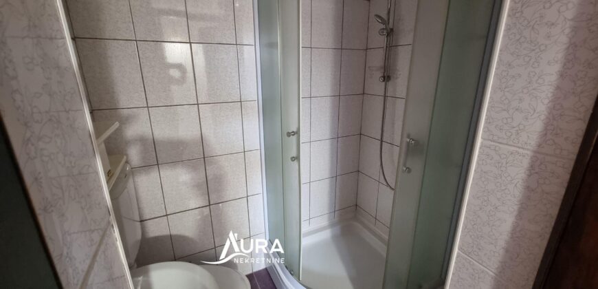 Dvoetažni stan / 1+4 / Grbavica, Novo Sarajevo