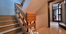 Stan sa parkingom u srcu grada / Centar