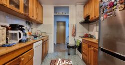 Stan sa parkingom u srcu grada / Centar