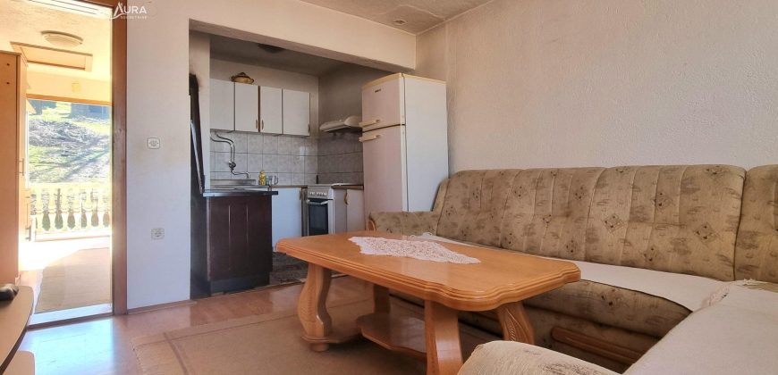 Kuća sa 2 stana / Novo Sarajevo