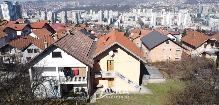 Kuća sa 2 stana / Novo Sarajevo