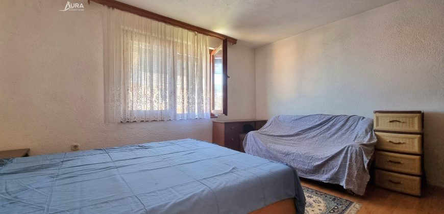 Kuća sa 2 stana / Novo Sarajevo