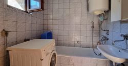 Kuća sa 2 stana / Novo Sarajevo