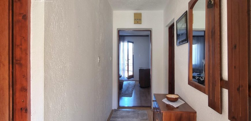 Kuća sa 2 stana / Novo Sarajevo