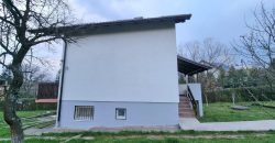 Kuća na prostranom placu / Ilidža