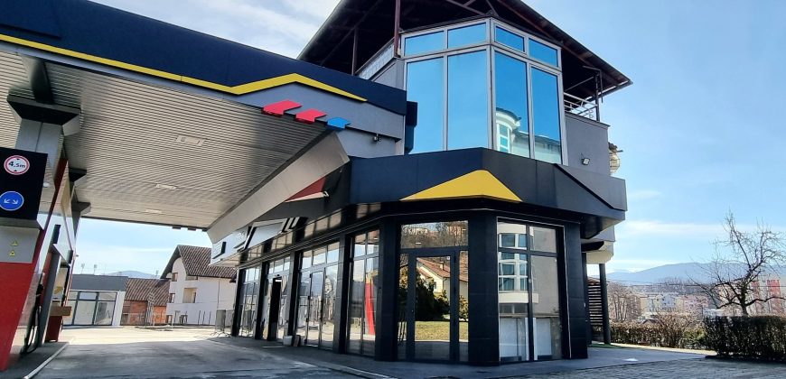 Opremljena benzinska pumpa / Ist. Sarajevo