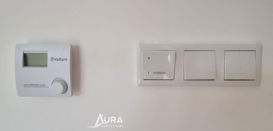 Nov i useljiv stan / Centar, Šip