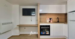 Stan sa dvorištem / Centar