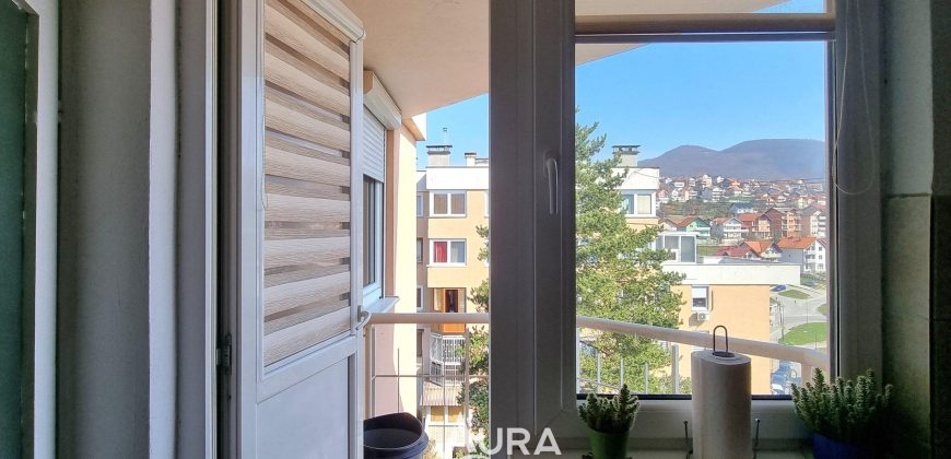 Stan sa pogledom 65m2 (68m2) / Vogošća