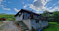 Kuća sa pogledom na Jablaničko jezero
