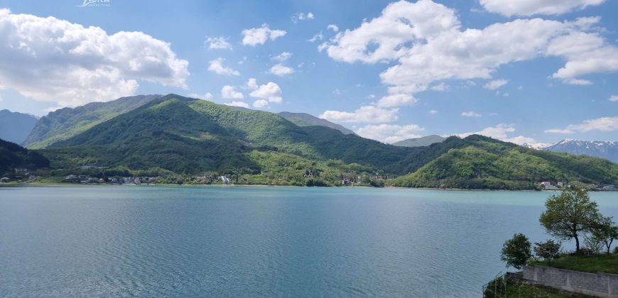 Zemljište sa pogledom / Ostrožac, Jablanica