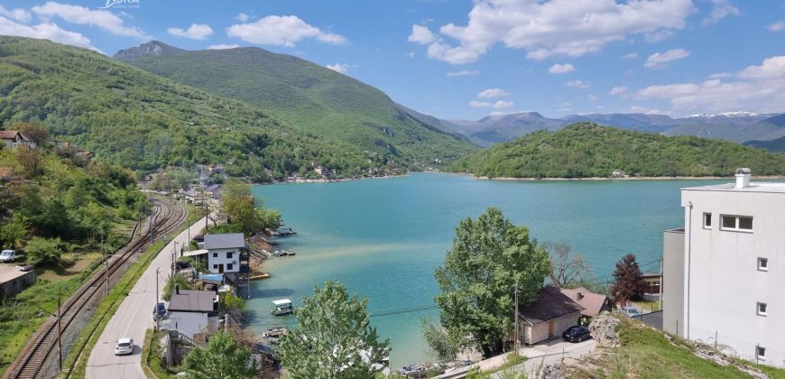 Zemljište sa pogledom / Ostrožac, Jablanica