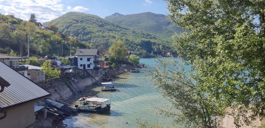 Zemljište sa pogledom / Ostrožac, Jablanica