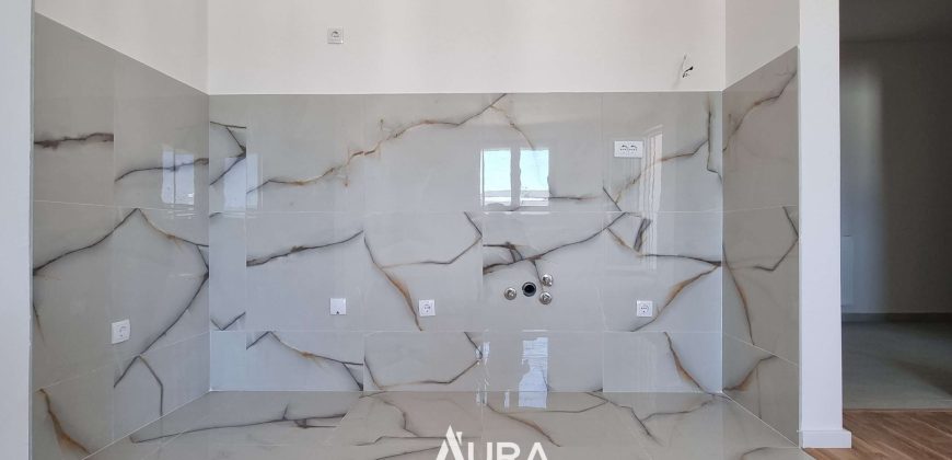 Novogradnja / Stan / Nova Dobrinja