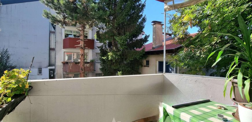 Renoviran stan / Centar – Koševsko Brdo